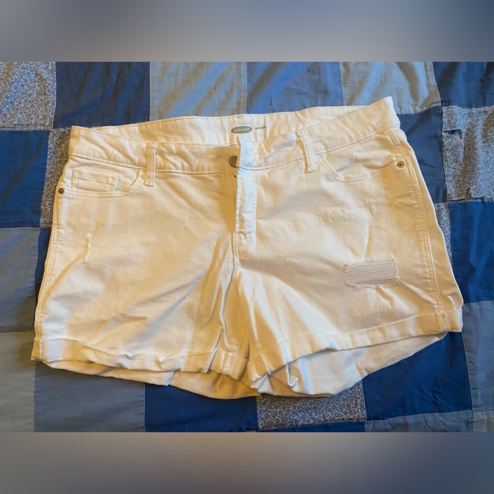 Old navy boyfriend white denim shorts